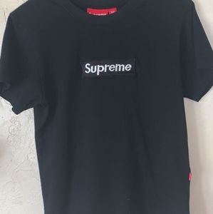 Supreme Black on Black Box Logo Tee